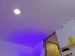 Emilybell nude on cam – live sex chat