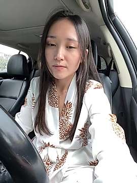 li_LooN naked stripping on cam for live sex video chat