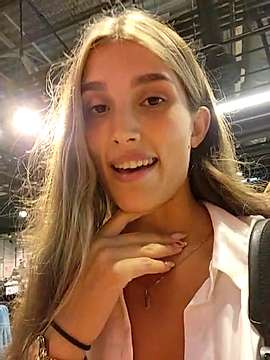 MeddyBond naked stripping on cam for live sex video chat