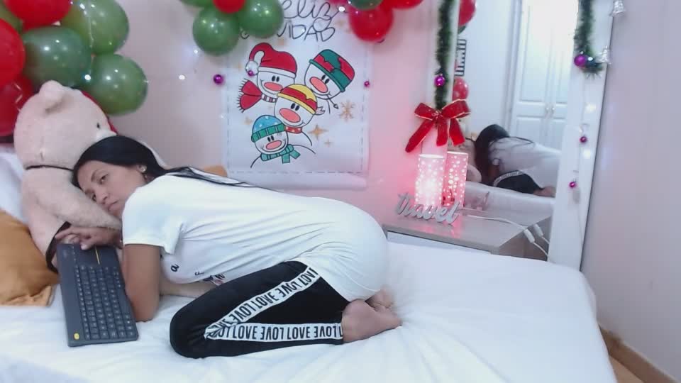 Pregnant Sheila (sheilamidori) fully nude Online Sex Webcam chat