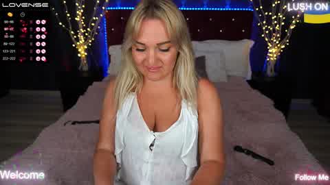 missamelli (missamelli)  nude Live Sex Show