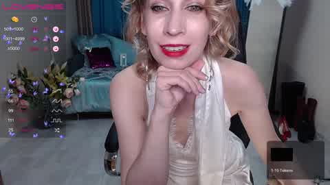 Adriana (adrianasea) naked Live Sex Show