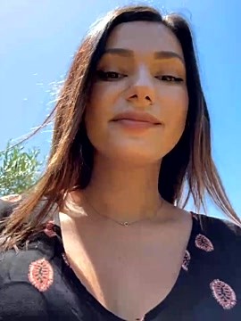 AkiraFunXXX fully naked stripping on cam for live sex video webcam chat