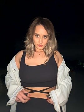 AnnaIvy naked stripping on cam for online porn movie webcam chat