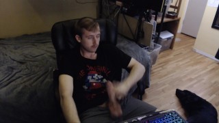 EDGING MY DICK AND RUBBING FRENULUM AREA ON BIG HARD UNCUT COCK SEXY DUDE