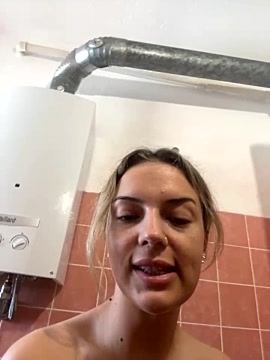 LexyGold fully nude stripping on cam for live porn movie show