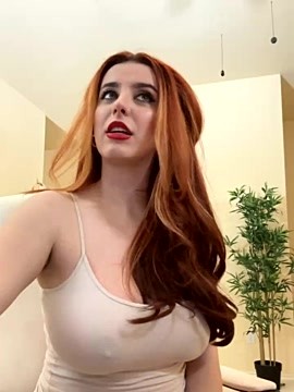 RoxxyDallas fully naked stripping on cam for live sex video chat