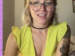 Honeypotts fully naked on cam – online porn chat