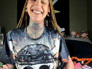 Ari The Don fully naked on cam – live sex show