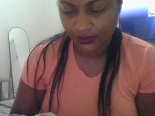Peachyy23 fully nude on cam – online porn show
