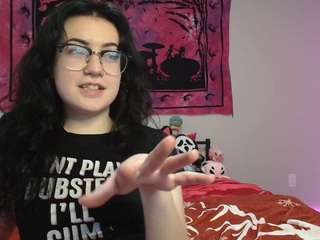Calista Chaos fully nude on cam – live sex show
