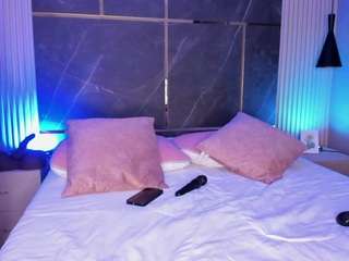 KishaLove naked on cam – online sex webcam chat