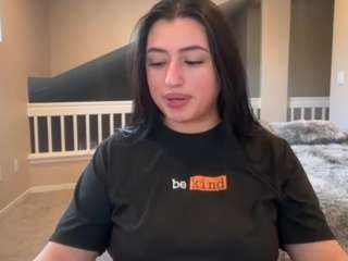 Ruby Baby XO fully nude on cam – live sex chat