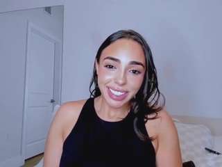Kim The Doll fully naked on cam – online porn show