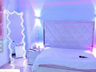 Rosalind-tay nude on cam – live porn chat