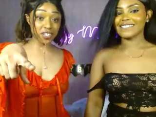 JollyMami fully naked on cam – live sex show