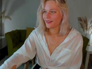 Stormmbaby naked on cam – online sex chat